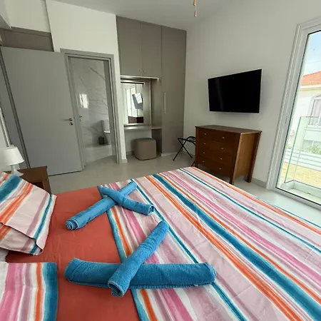 Villa Artemis - 150m From Kapparis